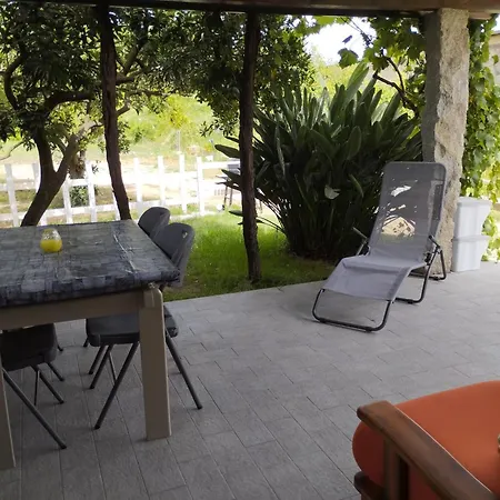 S'ortali Garden Summer House Nel Verde Della Campagna A Due Passi Dal Centro Holiday home *